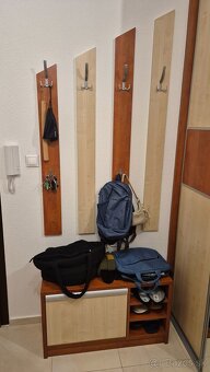 Vstvaná skriňa na mieru - 3