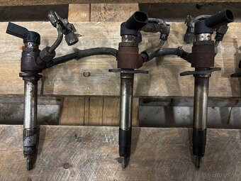 Vsterkovacie Trysky Peugeot 407 2.7 HDi - 3