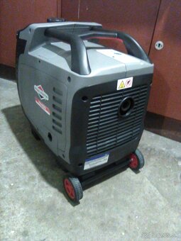 Invertorová elektrocentrála Briggs & Stratton P2400 - 3