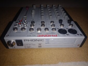 Phonic MU 802 - 3