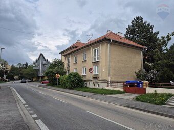 1-izbový byt, pôvodný stav, Spojovacia ul. Nitra - 3