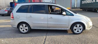 Predám Opel Zafira 1.9 CDTI - 3