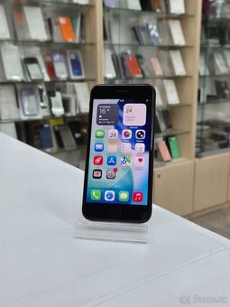 Apple iPhone SE 2020 64GB čierny | ZÁRUKA - 3