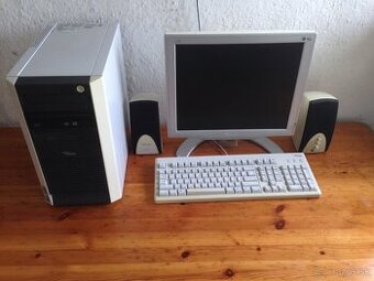 Retro počítač SIEMENS - 3