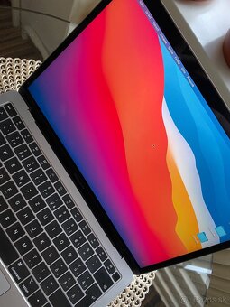 MacBook Air (13", 2019) - 3