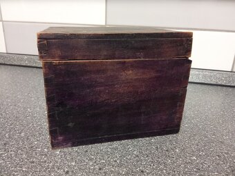 Stara truhlicka a pokladnicka - 3