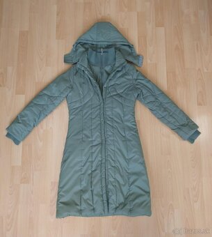 Dámsky dlhý zimný olivovo zelený kabát - 3