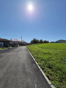 Exkluzívne predaj pekný 776 m2 st.pozemok Alekšince pri NR - 3