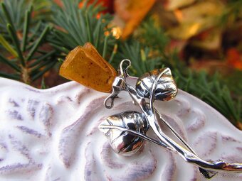 Strieborná brošňa Ruža osádzaná Jantárom, Ag 925 - 3