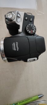 FUJIFILM FinePix - 3