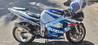 Suzuki gsxr600k2 - 3