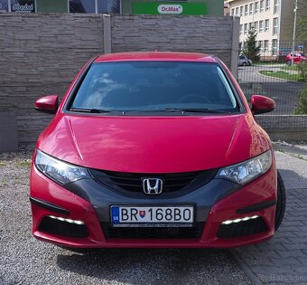 Honda Civic 1.4 i-VTEC  5DR - benzín - 3