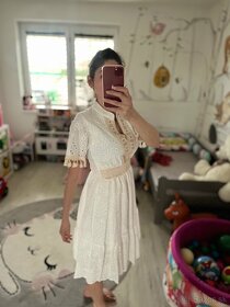 Biele krajkované šaty - 3
