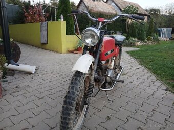 Jawa mustang 23 Československa výroba - 3