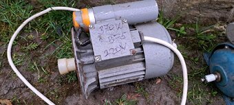 Predam patkove motory MEZ Mohelnice na 220 V - 3