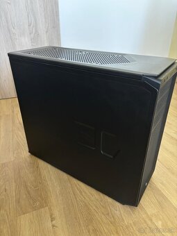 Stolovy PC (Desktop) - 3