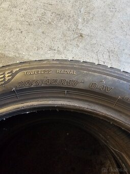 Bridgestone 205/45 R17 - 3