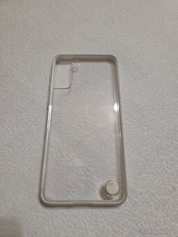 Ochranné sklá a kryty na Samsung Galaxy S21+ - 3