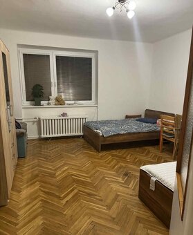 Na prenájom zariadený 3 izbový byt v dome, Slovenský Grob. - 3