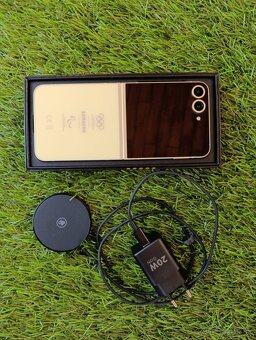 NOVÝ Samsung Galaxy Z Flip6 5G 12GB/512GB ( Limit - 3