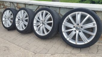 5x112 225/40 R18 orginal VW - 3
