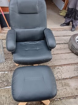 Predám koženkové kreslo - 3