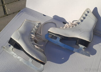 Dievčenské korčule  veľkosť 29 - 3