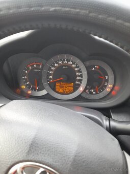 Toyota rav4 - 3