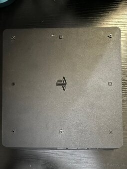 PS4 Slim 500 GB – zachovalý stav - 3