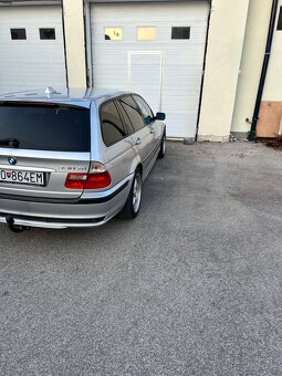 BMW e46 330xd+druhe auto na náhradné diely - 3