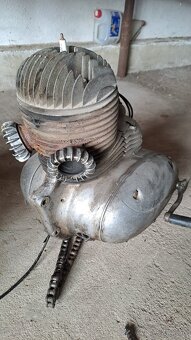 Motor Jawa 250 353 polobubon - 3
