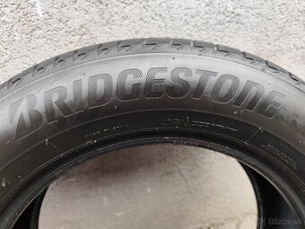 gumy 215/60R17 - 3
