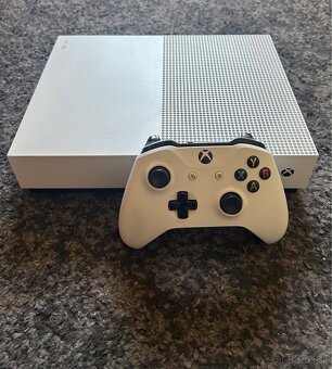 Xbox One S 1TB (digitálna verzia)+ovládač - 3