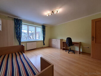 Prenájom 3 izbový byt s balkónom, komplet zariadený - 3