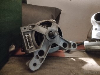 Darujem Elektromotor a Motor a uhlovu brusku - 3