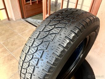 215/70 R15C zimné pneumatiky 2 kusy - 3