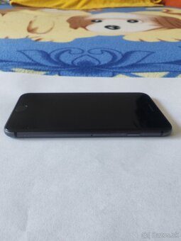 iPhone 8 64GB - 3