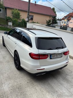 Mercedes Benz E 220d 4matic w213 2017 - 3