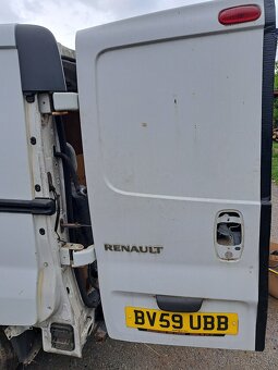 Predám náhradné diely Opel vivaro, trafic - 3