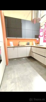 Kuchynská linka - 3