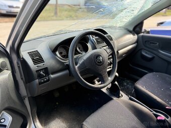 Rozpredam Suzuki Ignis 1.33 M13A 2008 - 3