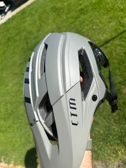 Prilba CTM Molab chrtia šedá L - 3