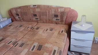 Čalúnená manželská posteľ - 3
