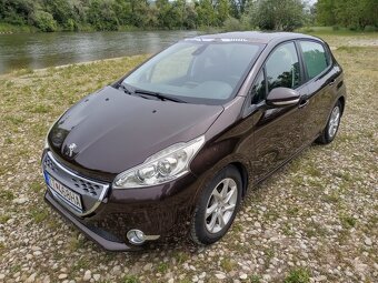 Peugeot 208 - 3