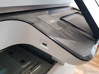 HP Color LaserJet Managed Flow MFP E77830 - 3