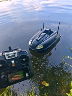 Zavážacia Loďka VegaBoat Mini si sonarom - 3