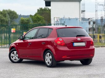 Kia Ceed 1.6 Benzín 104 000Km - 3
