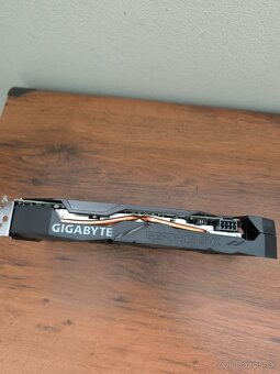 Gigabyte RTX 2060 SUPER - 3
