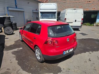 VW GOLF 1.4i ●benzín●klíma●2majitel●240000● - 3