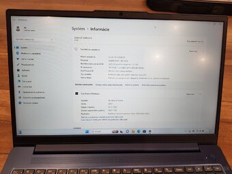 Lenovo ideapad Slim 3 15IAN8 - 3